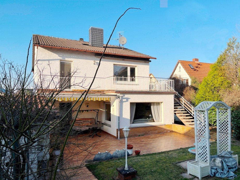 7 Hausansicht Gartenseite Zweifamilienhaus Bickenbach