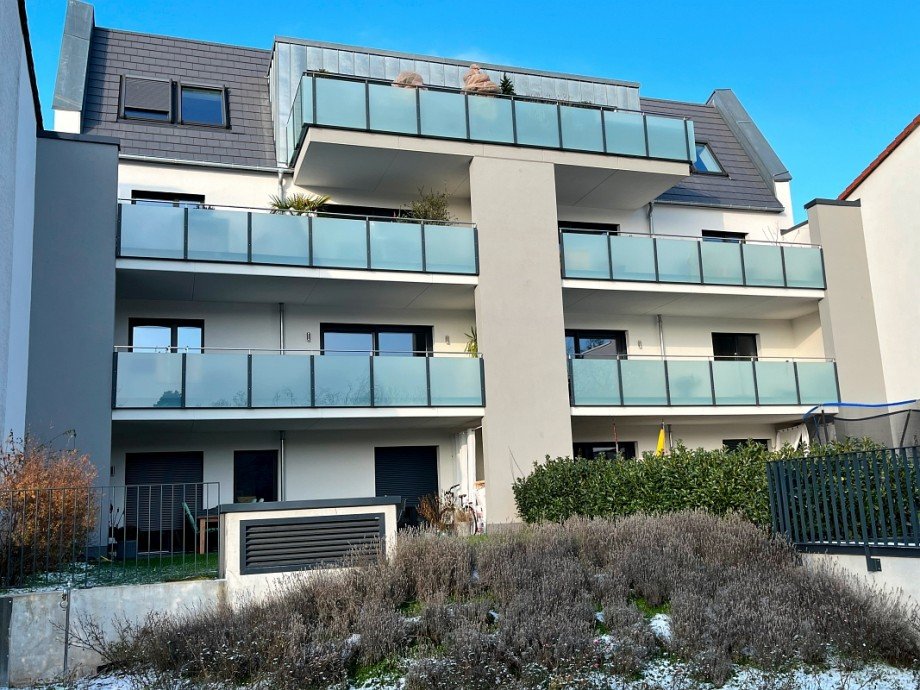 Hausansicht Gartenseite Etagenwohnung Darmstadt