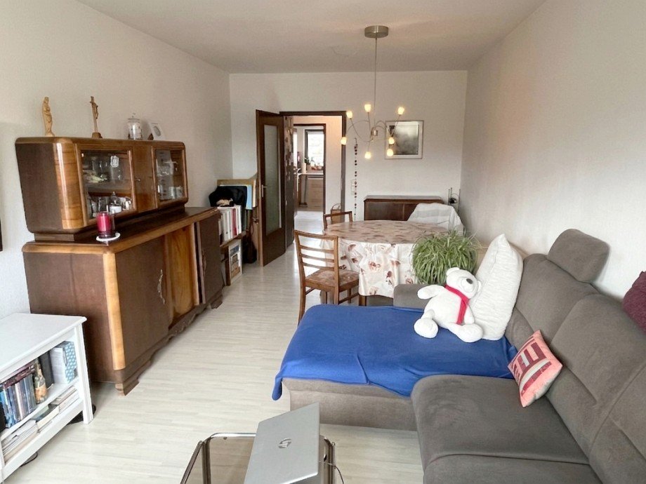 Wohnen/Essen mit Balkonzugang Etagenwohnung Bad-Homburg/Ober-Eschbach