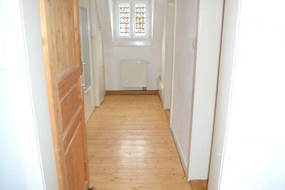 Flur Obergeschoss Zweifamilienhaus Gro�-Zimmern/Klein-Zimmern