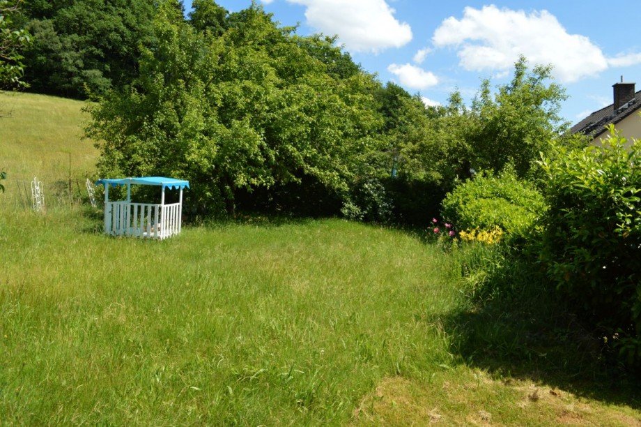 weitl�ufiges Grundst�ck Einfamilienhaus Mossautal