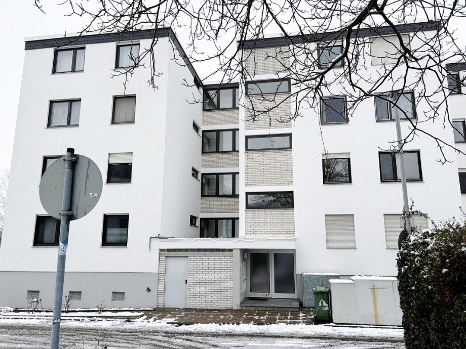 Hausansicht Etagenwohnung Seeheim-Jugenheim