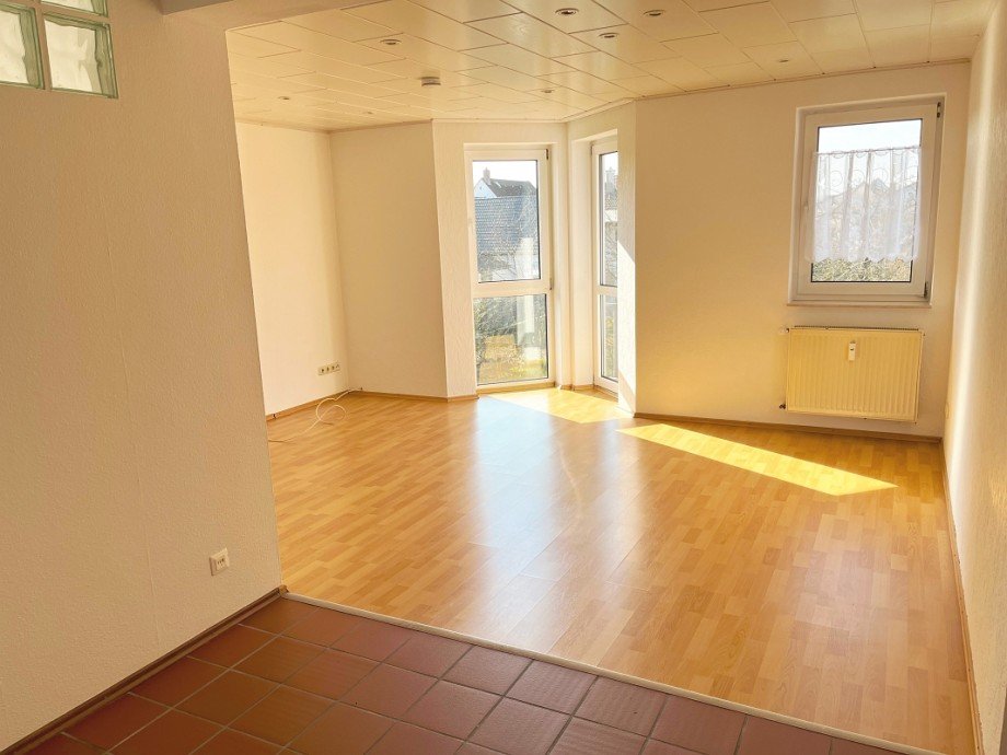 sonniger Wohnbereich Etagenwohnung Griesheim