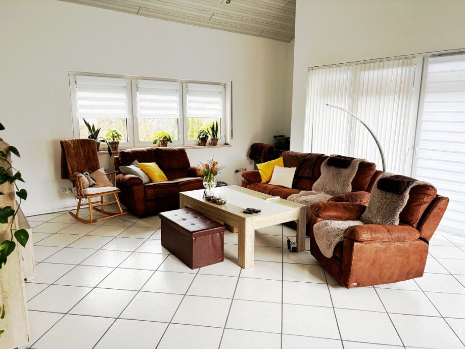 Wohnbereich mit Balkonzugang Etagenwohnung Modautal-Ernsthofen