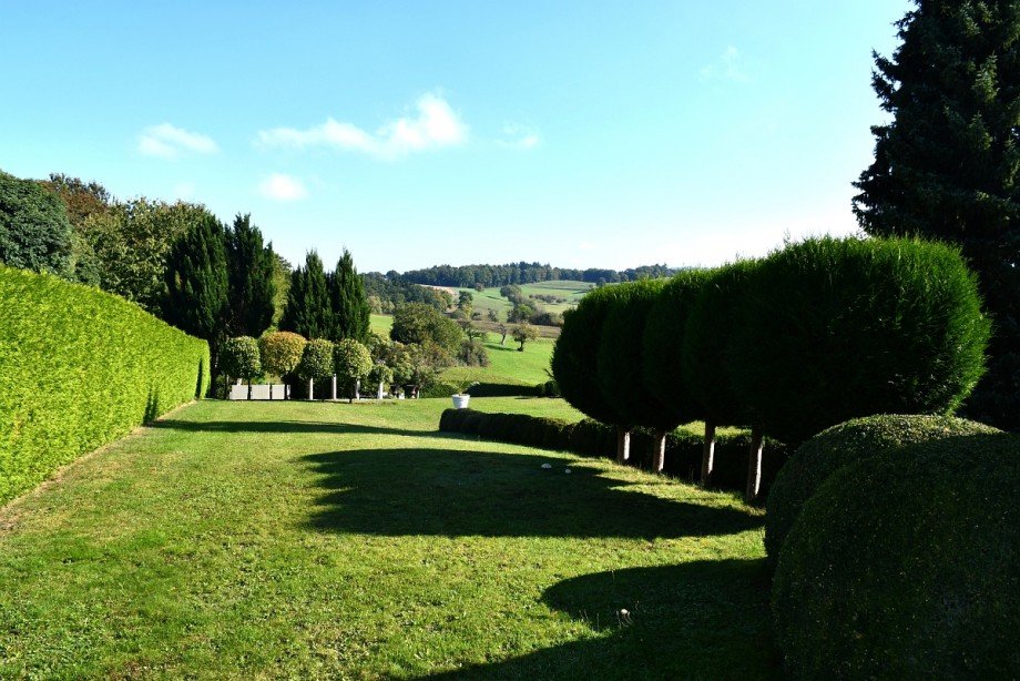 park�hnlicher Garten Einfamilienhaus Fr�nkisch-Crumbach