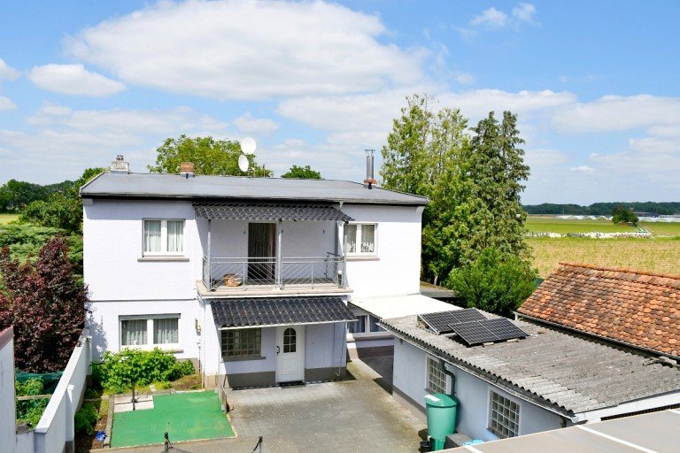 Hausansicht Darmstadt-Arheilgen Wohnung **VERKAUFT** Ein Haus � zwei Eigentumswohnungen: 155 m� Wohnfl�che flexibel nutzbar