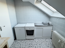 DG - praktische K�che Gro�z�giges 3-Parteienhaus in angenehmer zentraler Wohnlage von Pfungstadt