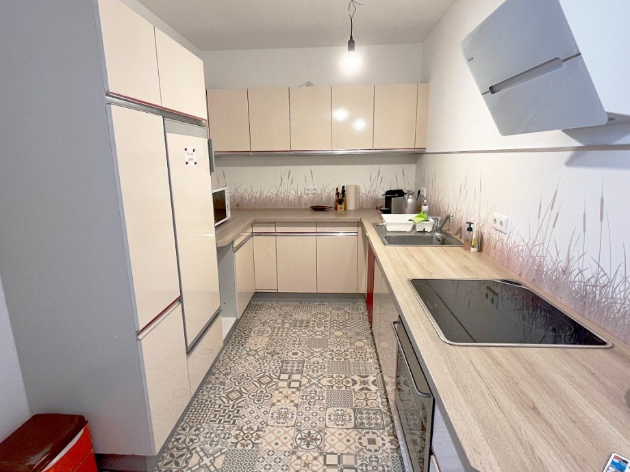 praktische Einbauk�che Erdgeschosswohnung Ro�dorf