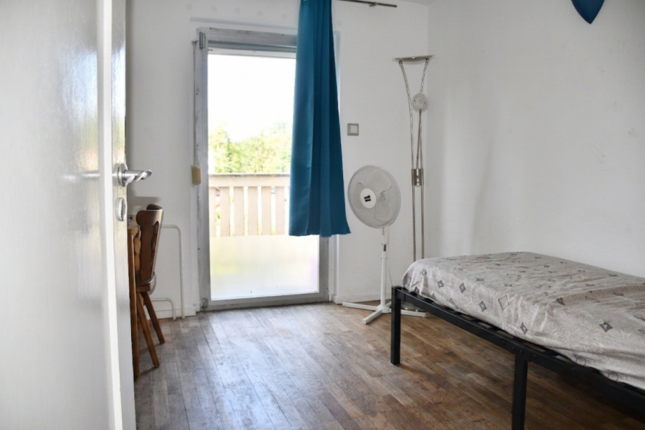 Arbeiten/Gast mit Balkon Einfamilienhaus M�hltal-Traisa