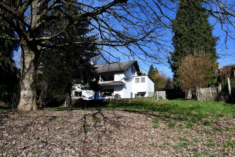 vielseitig nutzbares Zweifamilienhaus Mossautal/Unter-Mossau Zweifamilienhaus **VERKAUFT** Wohnen, wo andere Urlaub machen