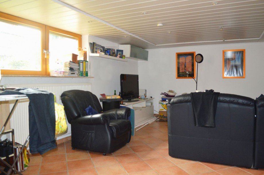 helle Einliegerwohnung Mehrfamilienhaus Trebur