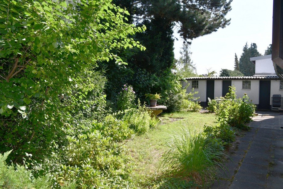 Nebengeb�ude Mehrfamilienhaus Darmstadt-Wixhausen