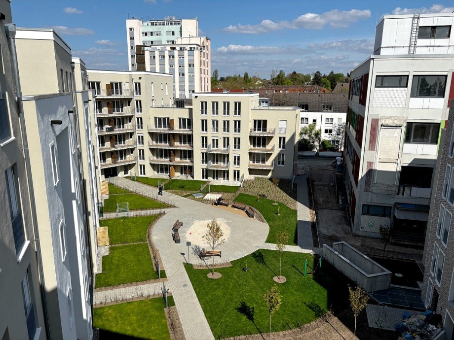 Blick aus dem Fenster Dachgeschosswohnung Darmstadt