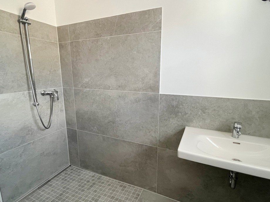 ... mit Dusche Terrassenwohnung Ro�dorf