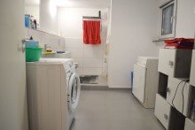 Tageslichtbad Einliegerwohnung **VERKAUFT** Solides Mehrparteienhaus - 4 Wohneinheiten - in guter Wohnlage