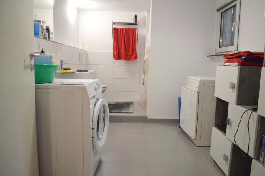 Tageslichtbad Einliegerwohnung Mehrfamilienhaus Trebur