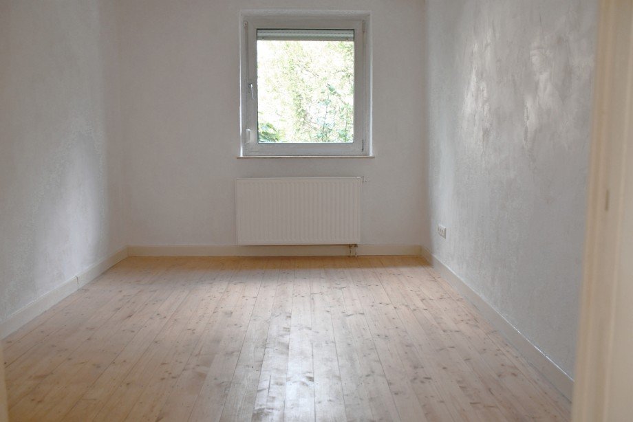 gem�tliches Schlafzimmer Erdgeschoss Zweifamilienhaus Gro�-Zimmern/Klein-Zimmern