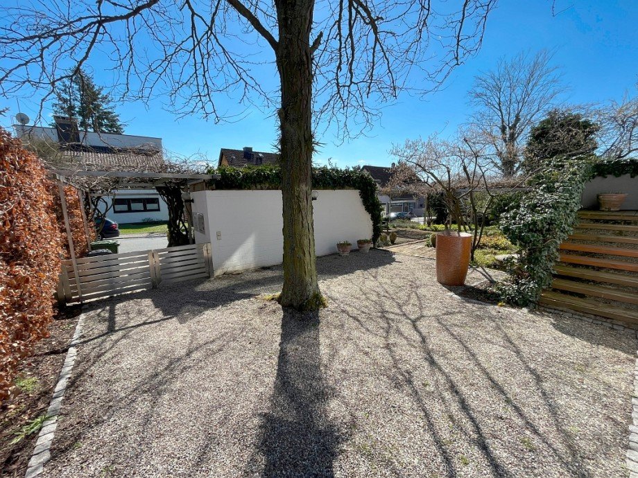 Vorplatz Eingangsbereich Einfamilienhaus M�hltal-Traisa