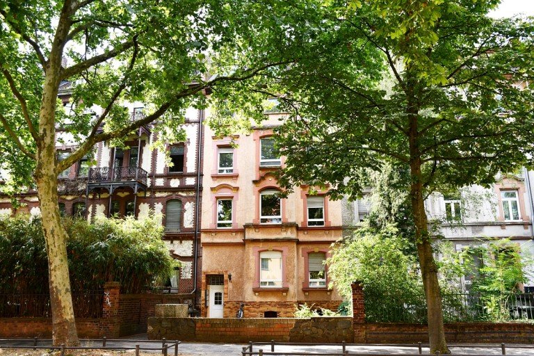 Hausansicht Darmstadt Mehrfamilienhaus **VERKAUFT** 5-Parteienhaus im Darmst�dter Martinsviertel