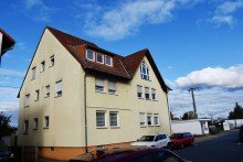 Hausansicht **VERKAUFT** Gem�tliche 2-Zimmer-Eigentumswohnung mit Balkon und Garage