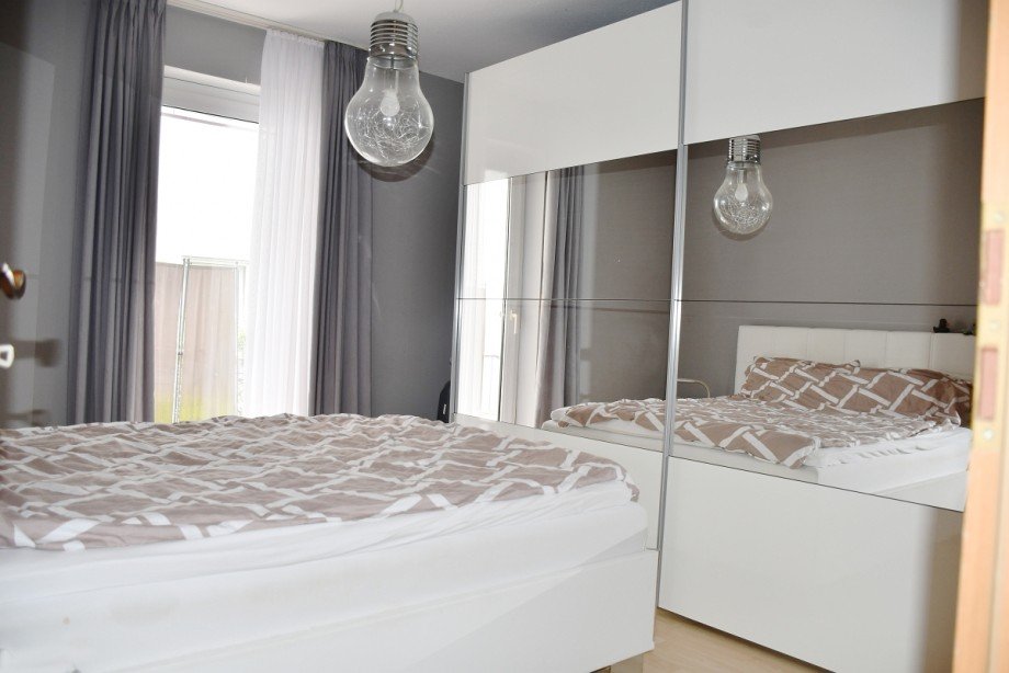 Schlafzimmer mit Terrassenzugang Erdgeschosswohnung Erbach/Odw.